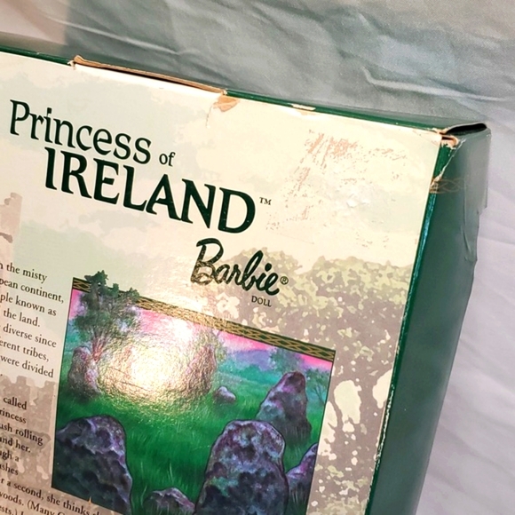 Barbie Princess of Ireland Doll 53367 Dolls of the World Princess Collection NIB - Picture 6 of 9